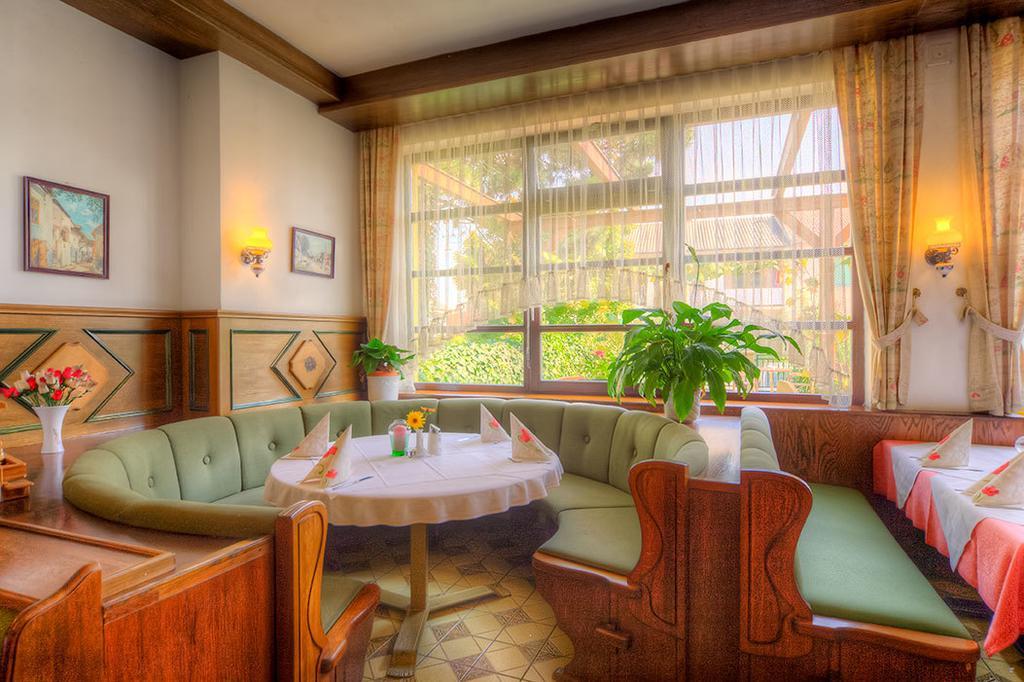 Burgenlaenderhof Hotel Garni Mörbisch am See Buitenkant foto