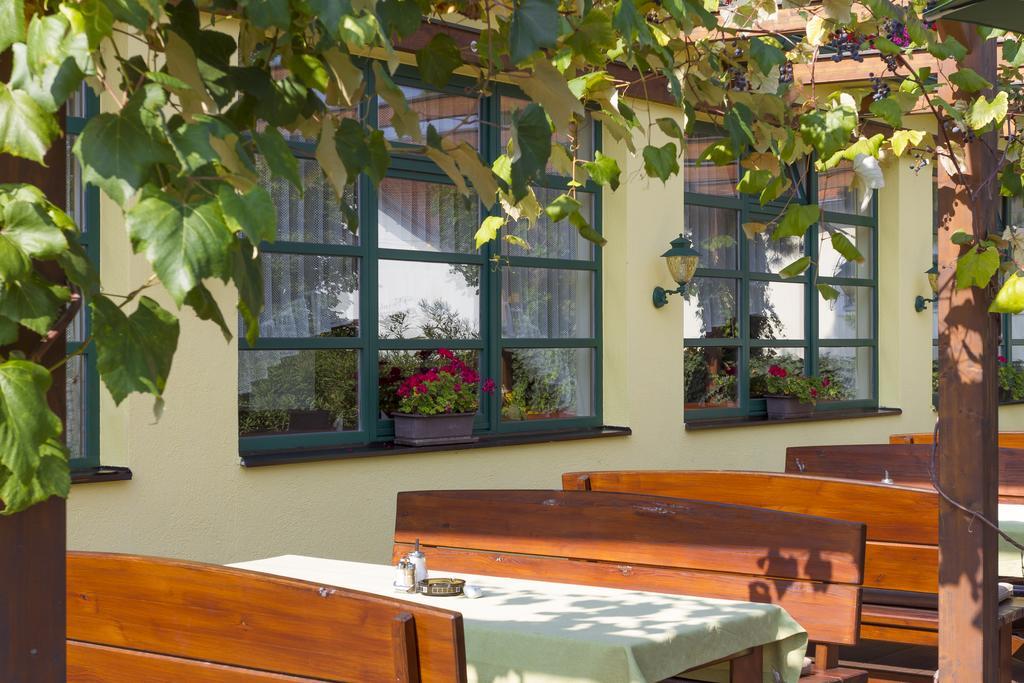 Burgenlaenderhof Hotel Garni Mörbisch am See Buitenkant foto